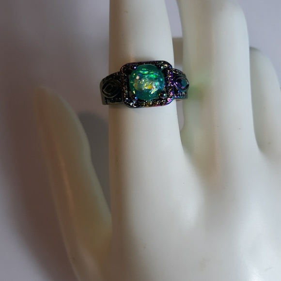 Jewelry - Beautiful rainbow Gold filled ring